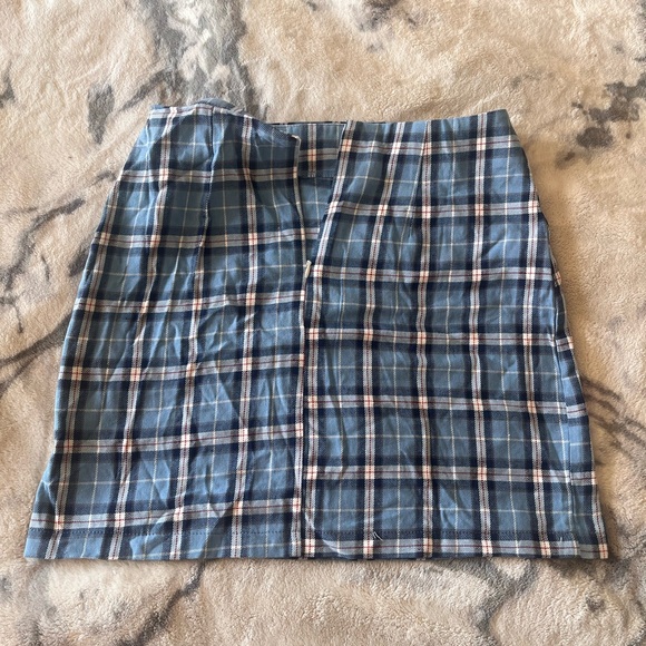 Blue plaid mini skirt - Picture 1 of 1